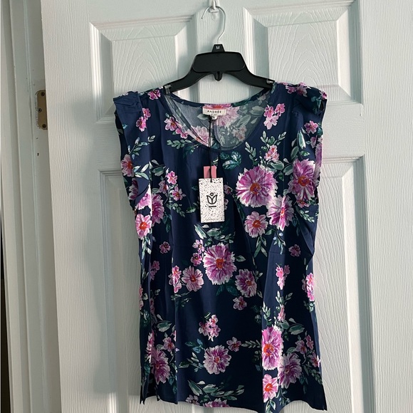 Andree By Unit Ruffled Sleeve Floral Blouse - Picture 1 of 5